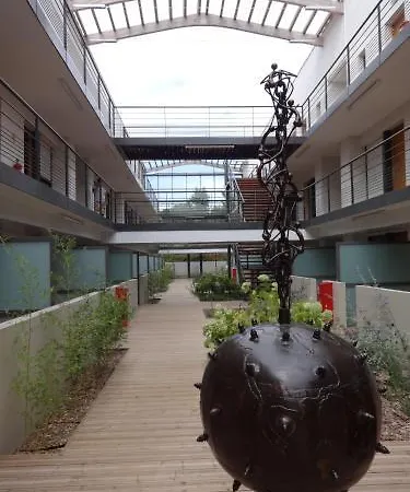 Les Jardins D'athena ホテル 5*